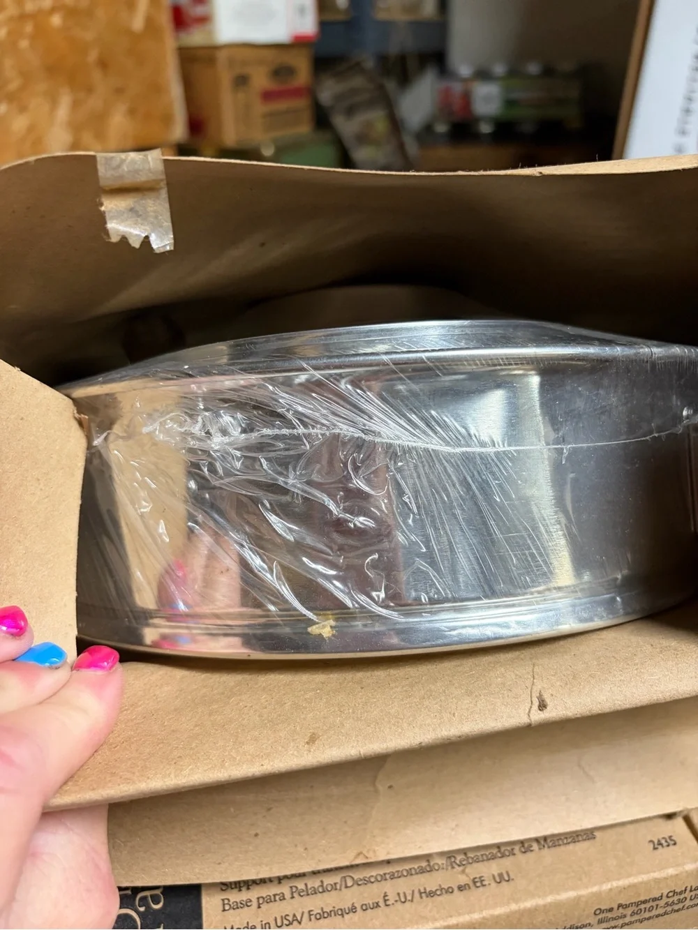 The Pampered Chef Black and Tan Springform Pan Set